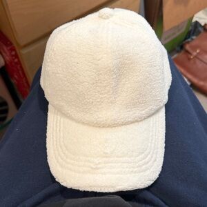 Quince Sherpa Cap, NWOT